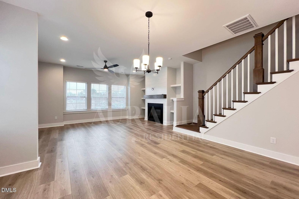 8520 Silsbee Drive - Photo 11
