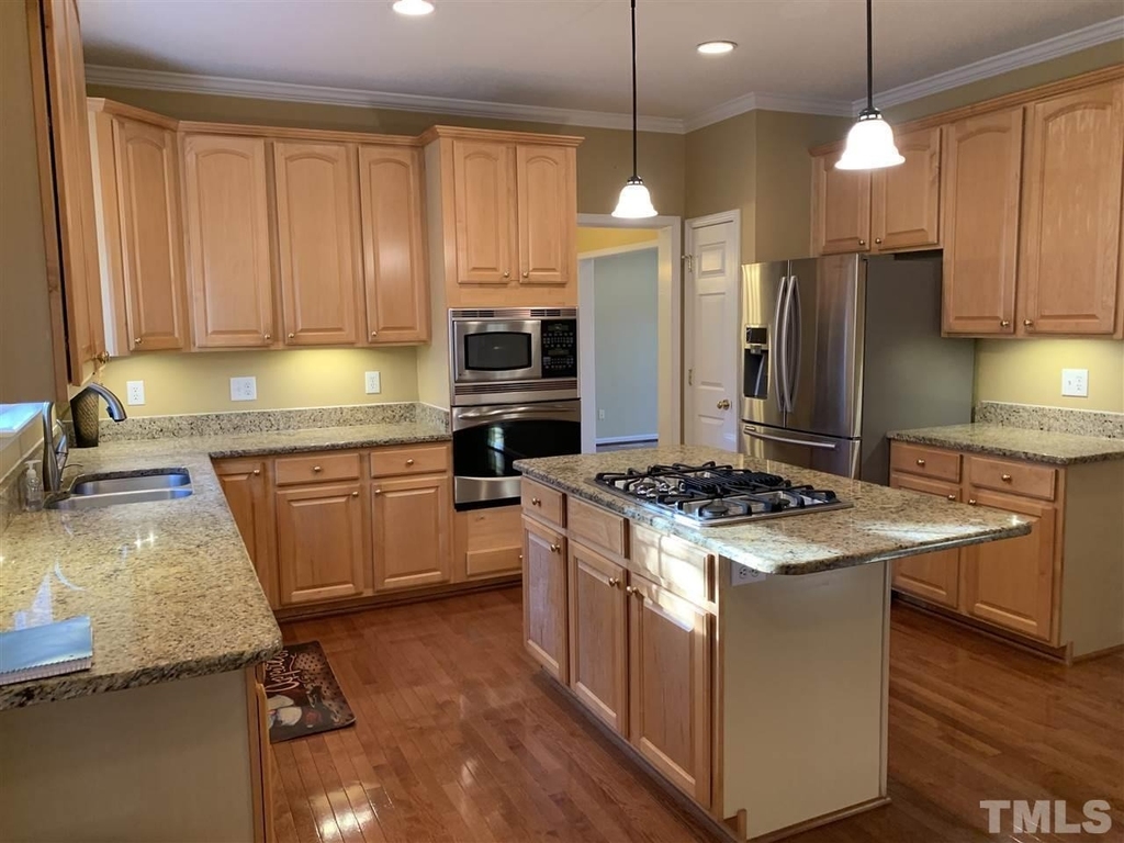 106 Tecumseh Court - Photo 8