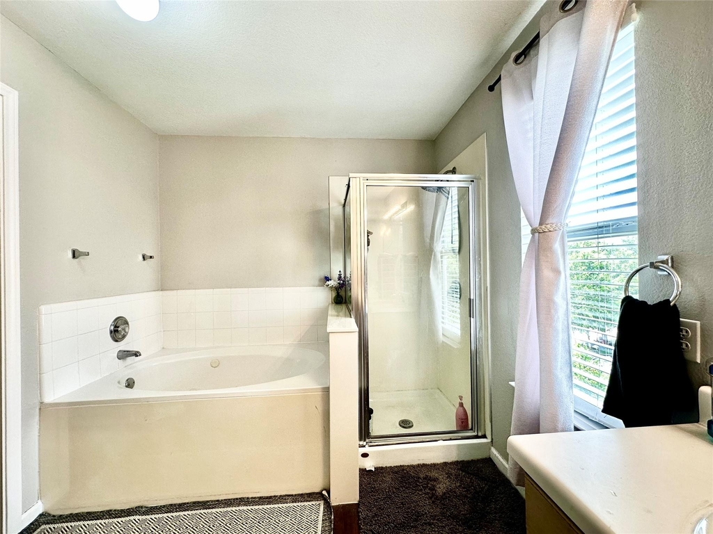 817 Tapestry Cv - Photo 15