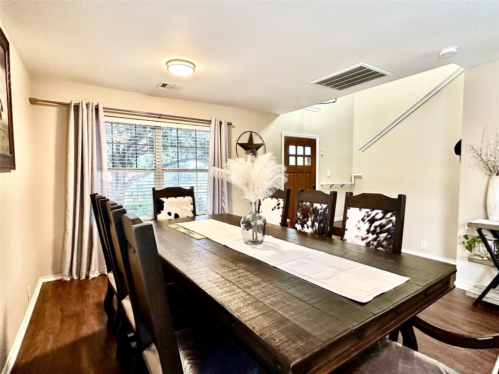817 Tapestry Cv - Photo 5