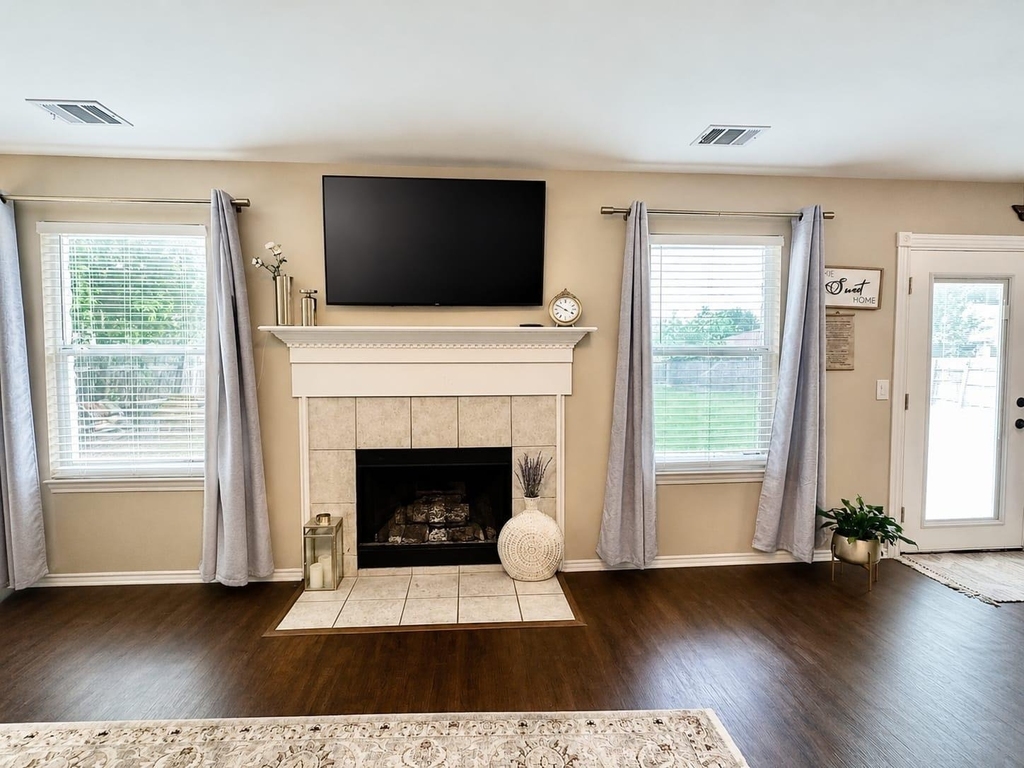 817 Tapestry Cv - Photo 8