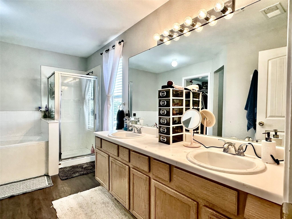 817 Tapestry Cv - Photo 14