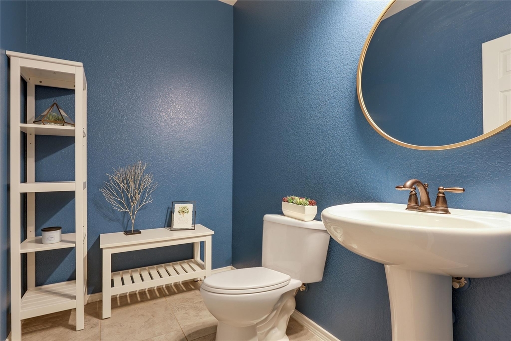 7013 Armagh Dr - Photo 32