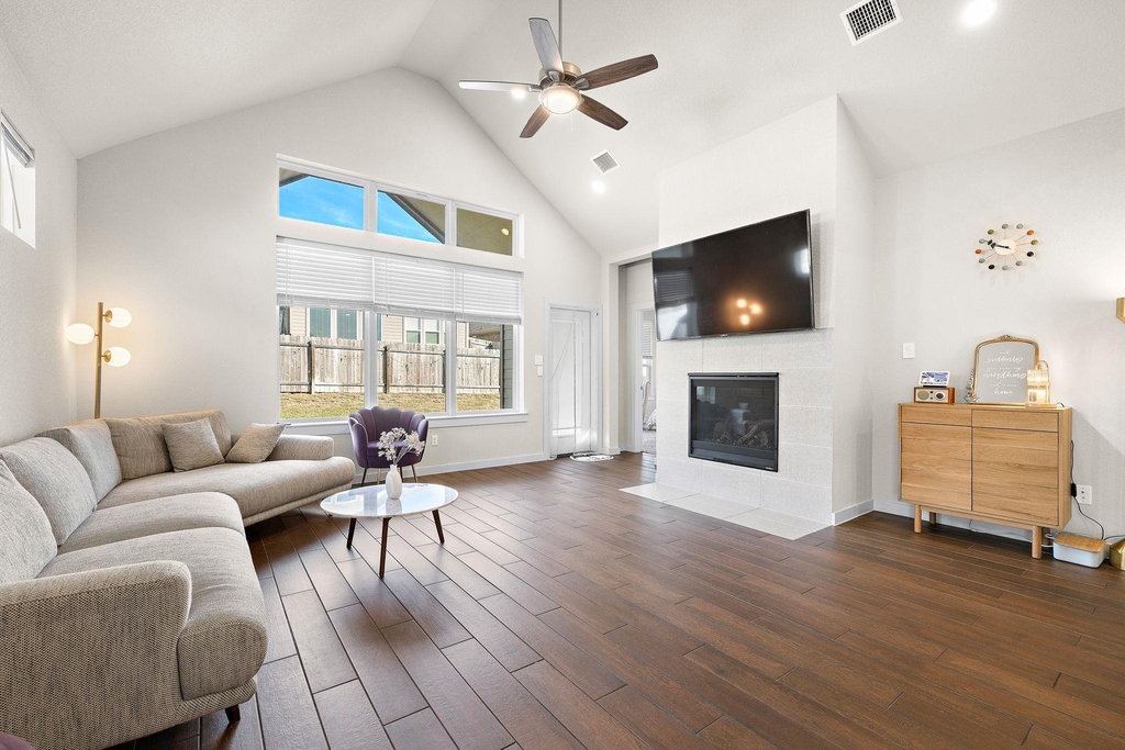 120 Upland Dr - Photo 4