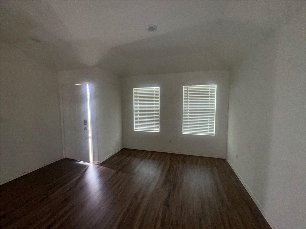 6562 Teramo Ter - Photo 13