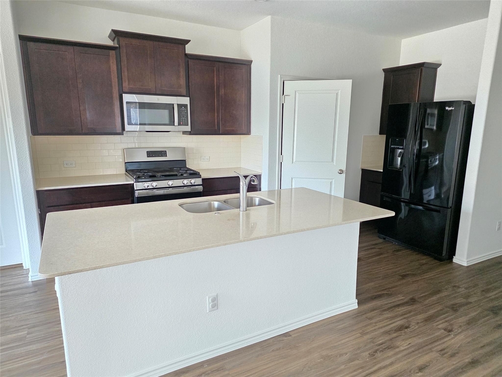 3305 Dusted Daisey St - Photo 18
