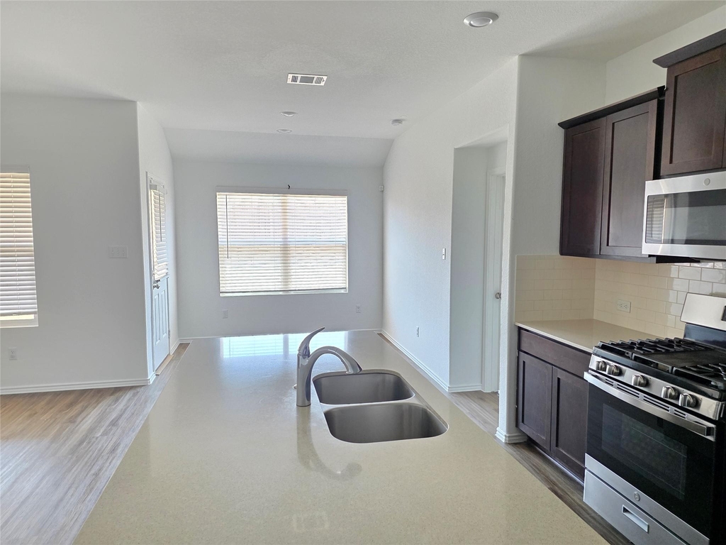 3305 Dusted Daisey St - Photo 19
