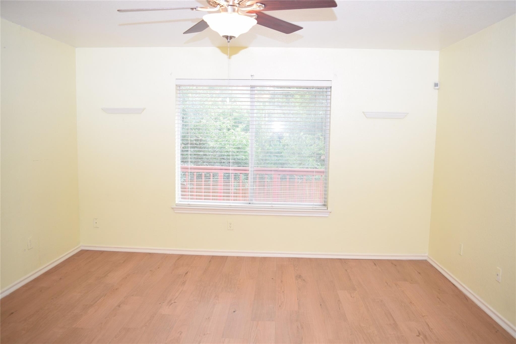2418 Willow Way - Photo 13