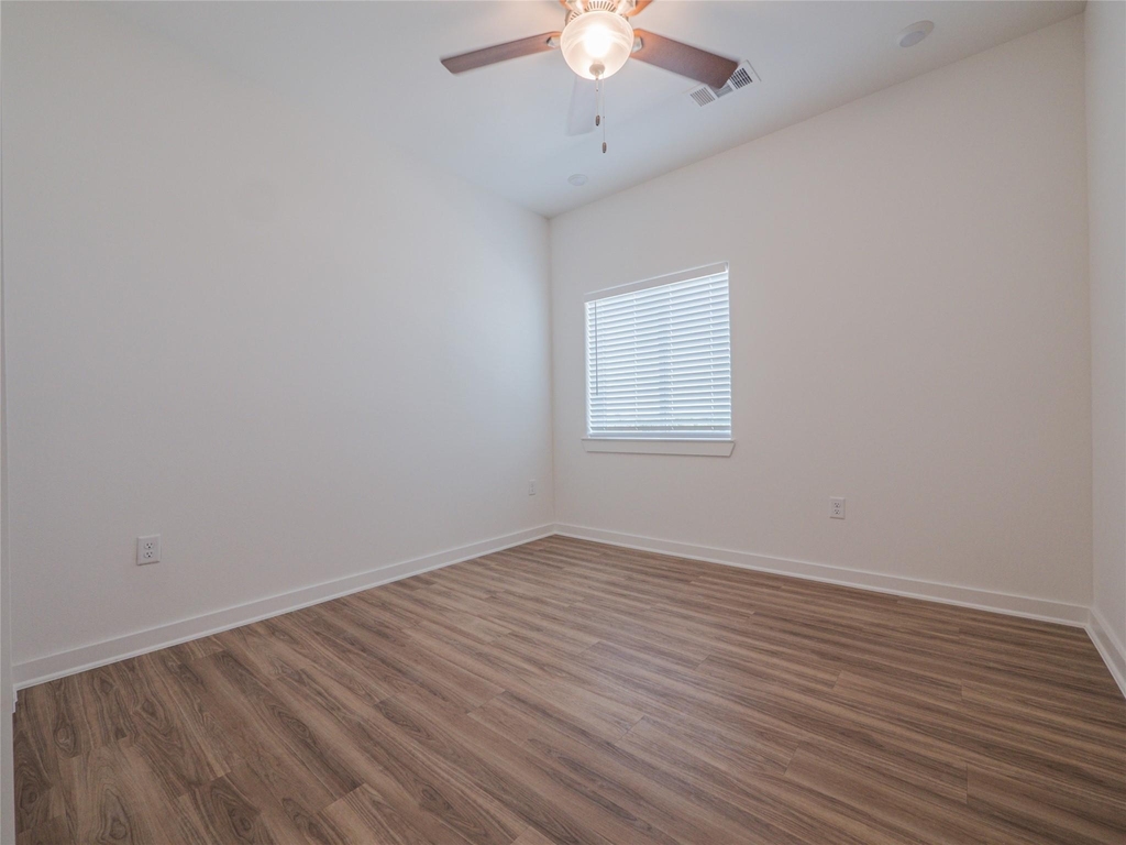 4802 Congress Ave S - Photo 18