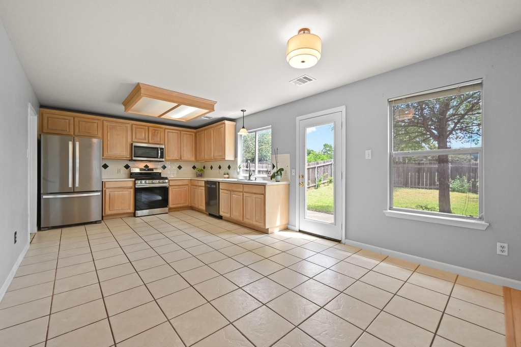 2700 Cradle Rock Trl - Photo 13