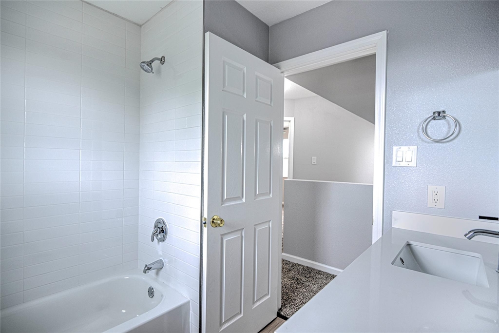 7720 Honeysuckle Dr - Photo 28