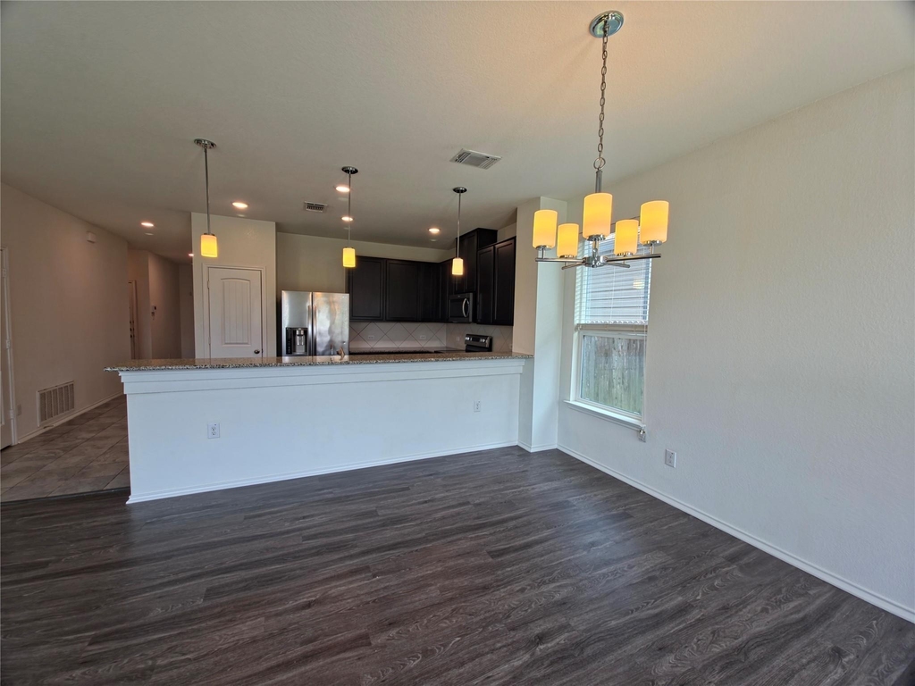 13717 Montpelier St - Photo 5