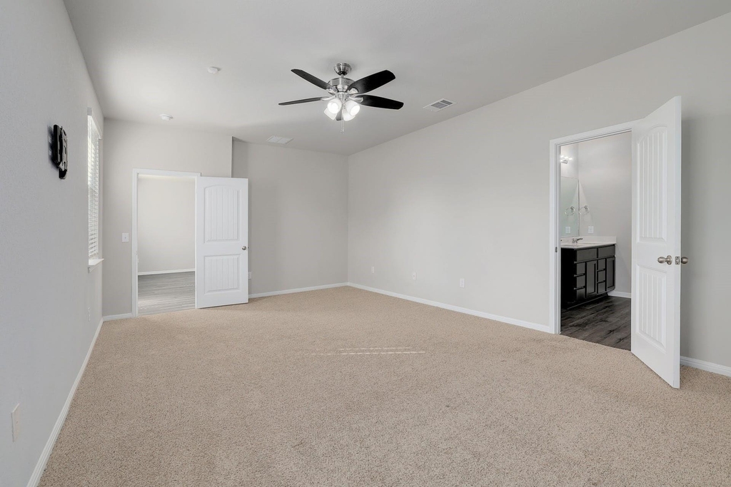 105 Brunnen Way - Photo 14