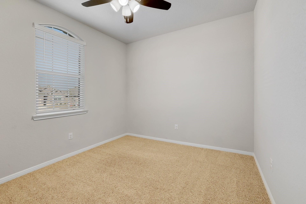 105 Brunnen Way - Photo 19