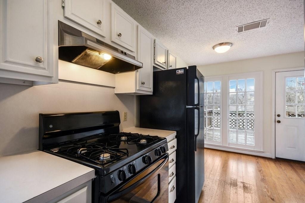609 Harthan St - Photo 9