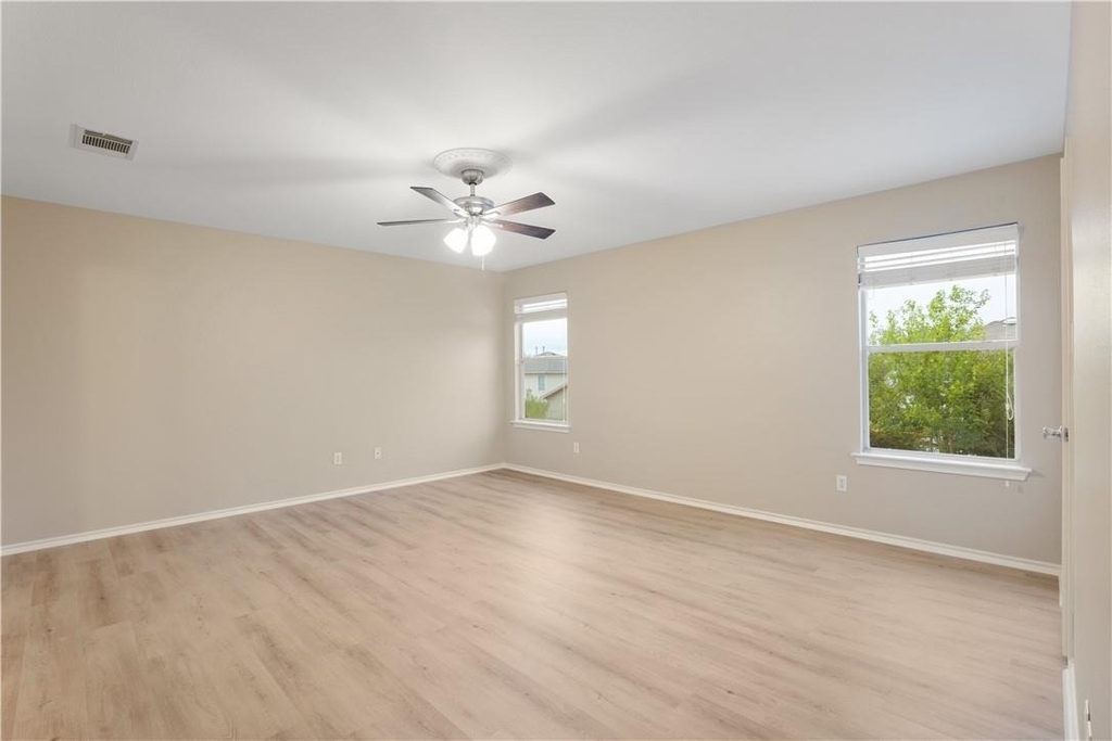 299 Brandons Way - Photo 15