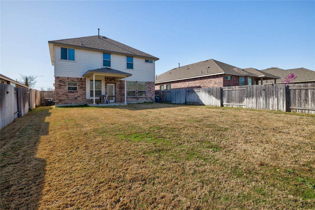5901 Scenic Lake Dr - Photo 36