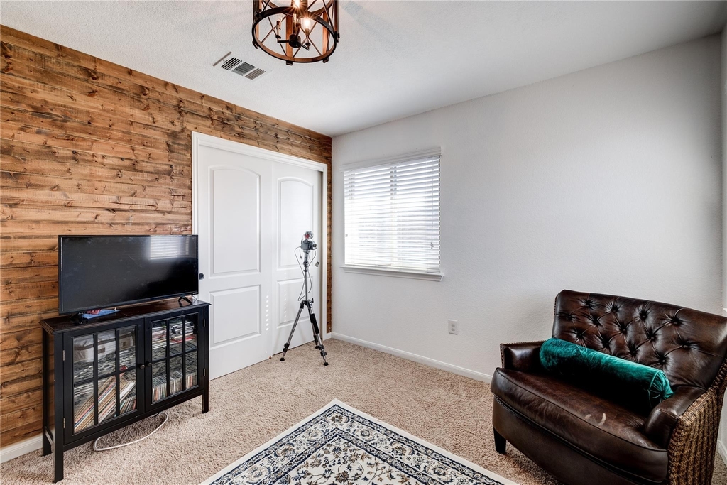 5901 Scenic Lake Dr - Photo 25
