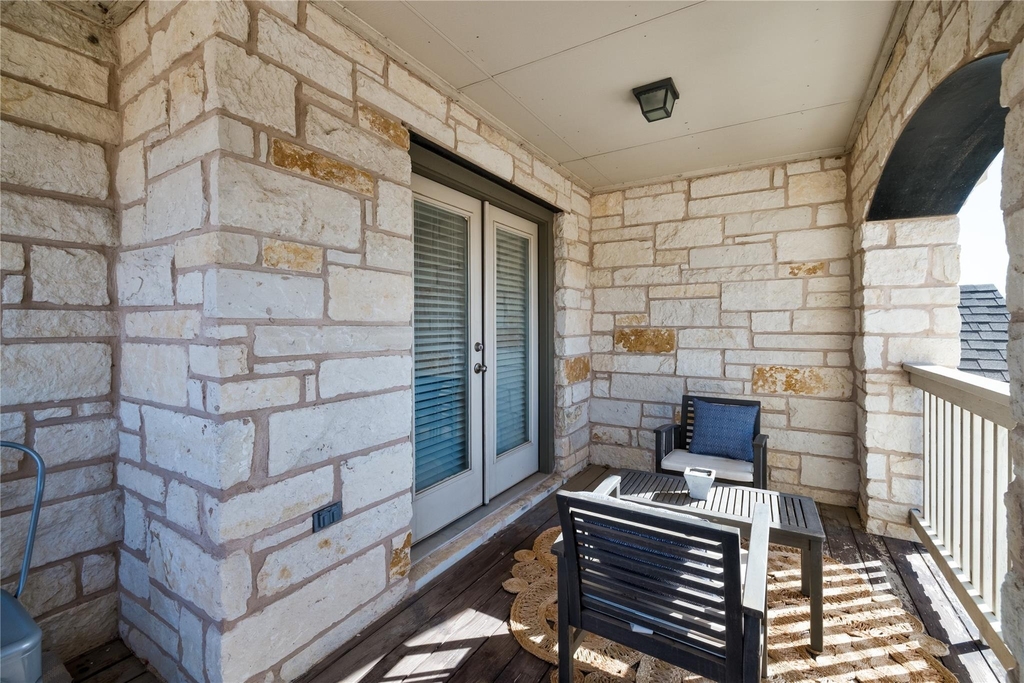 5901 Scenic Lake Dr - Photo 23
