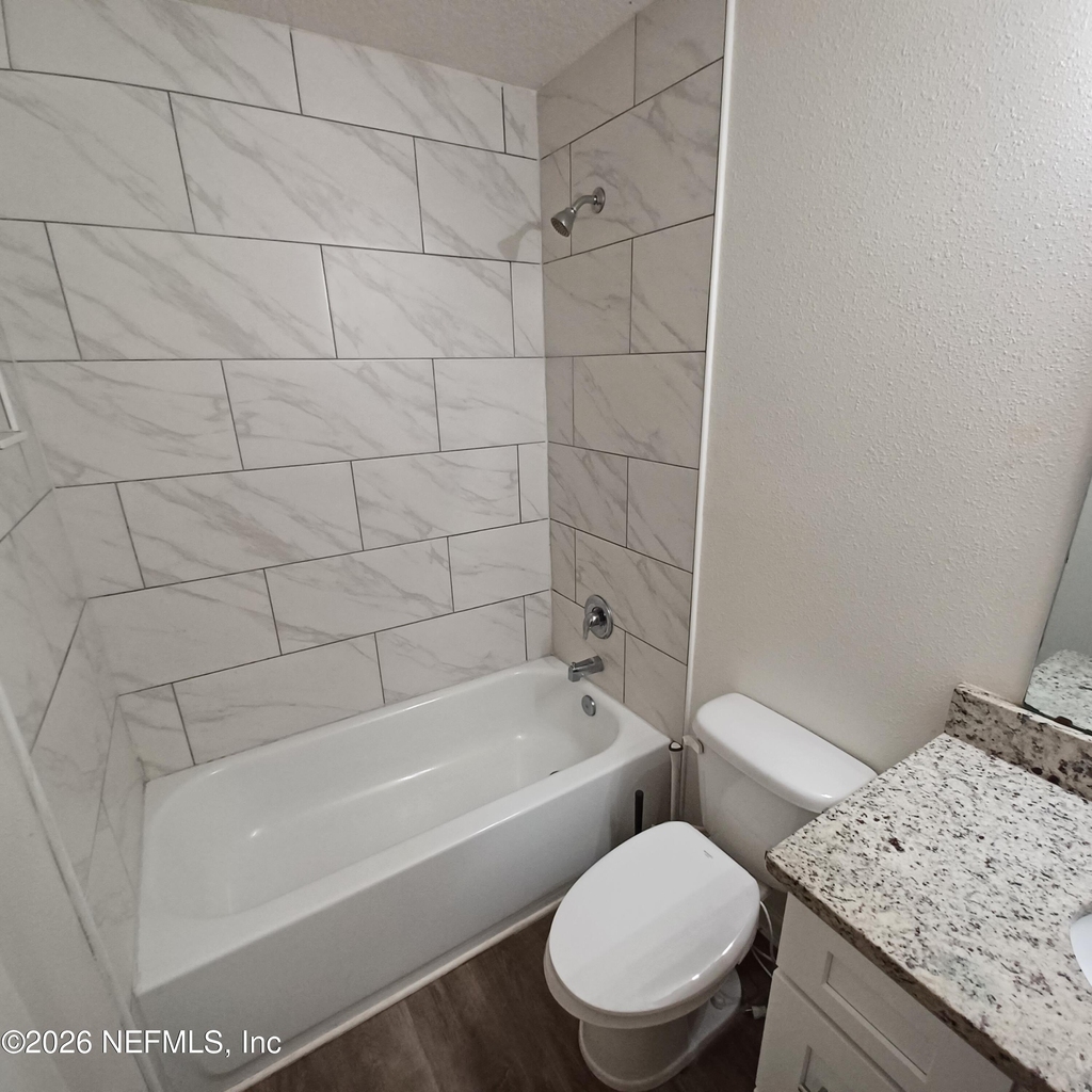 956 W 9th Street - Photo 17