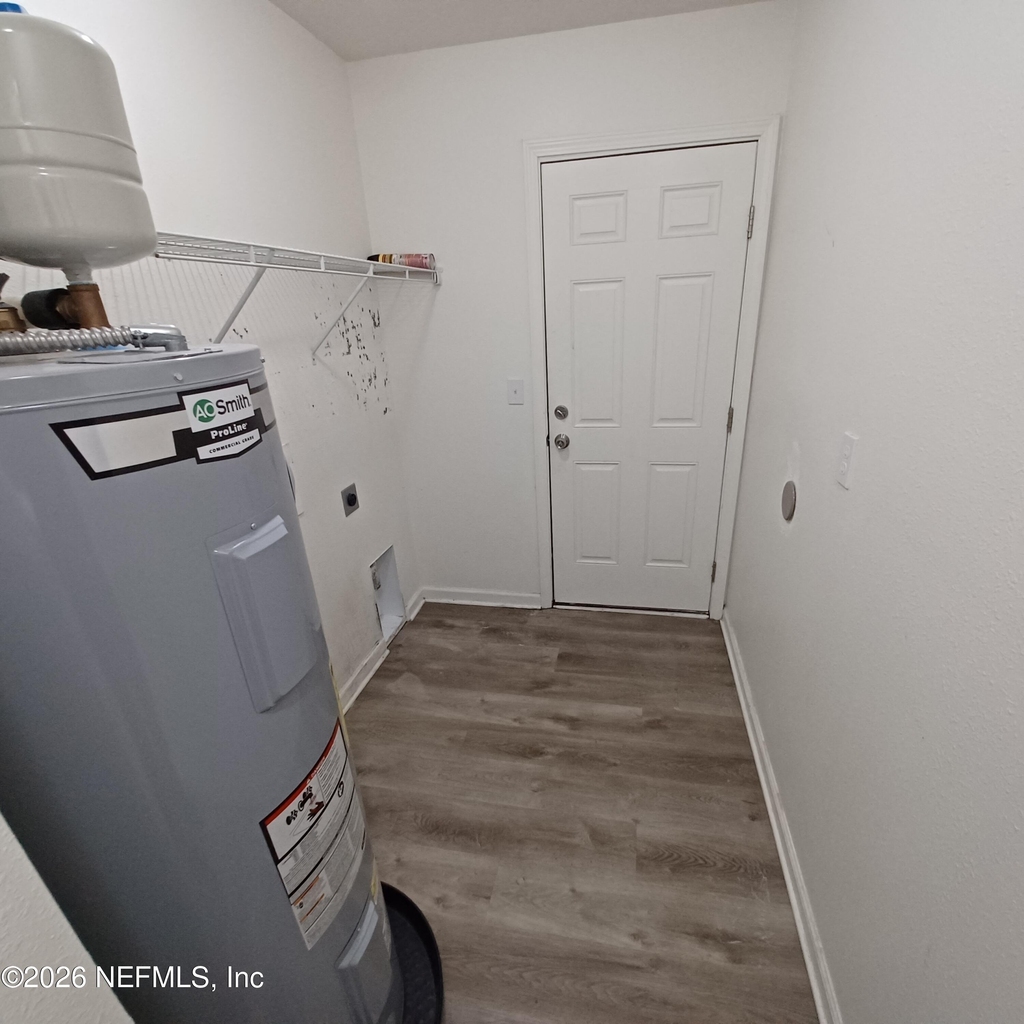 956 W 9th Street - Photo 21