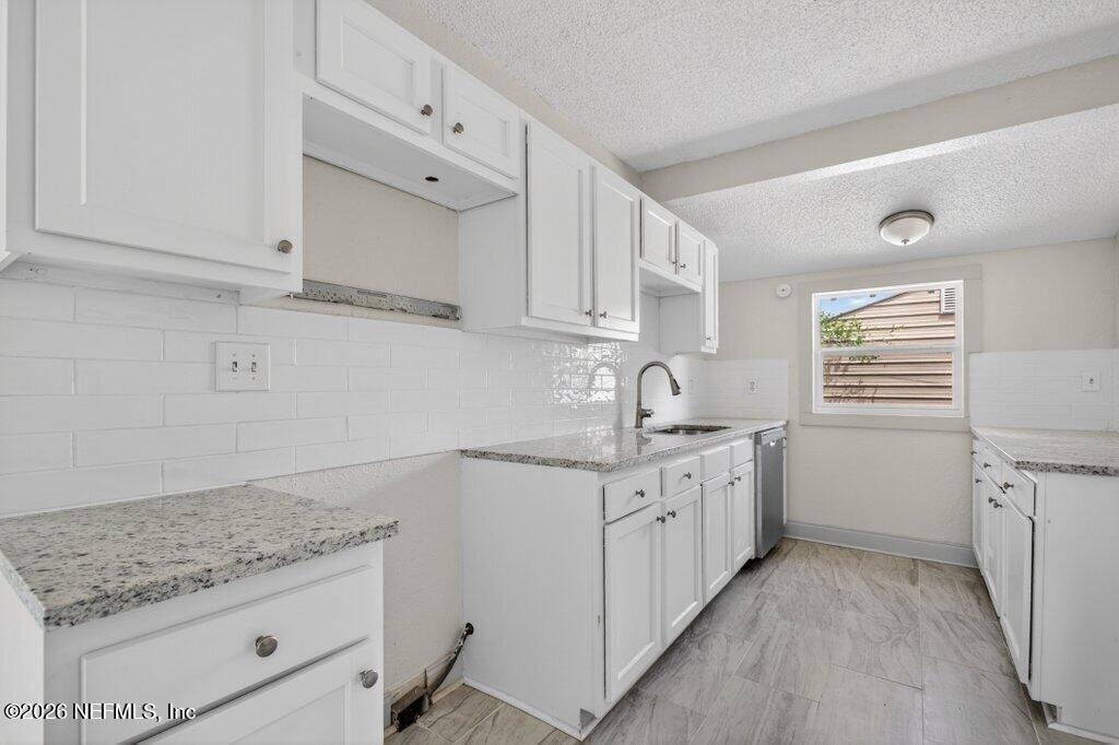 845 Ontario Street - Photo 15