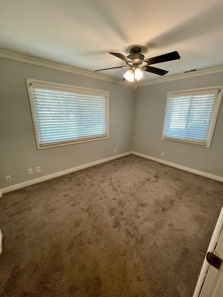 2367 Carnation Drive - Photo 9