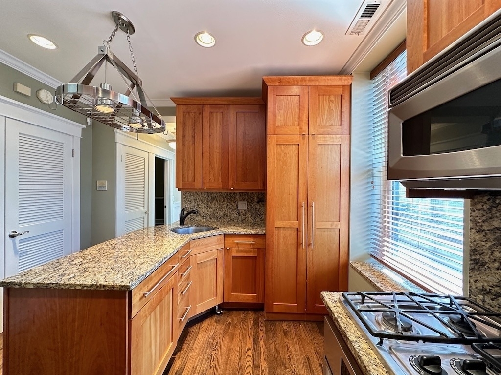3614 N Bosworth Avenue - Photo 4
