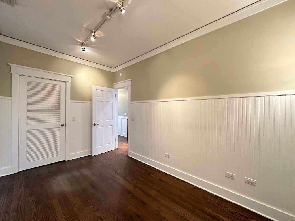 3614 N Bosworth Avenue - Photo 17