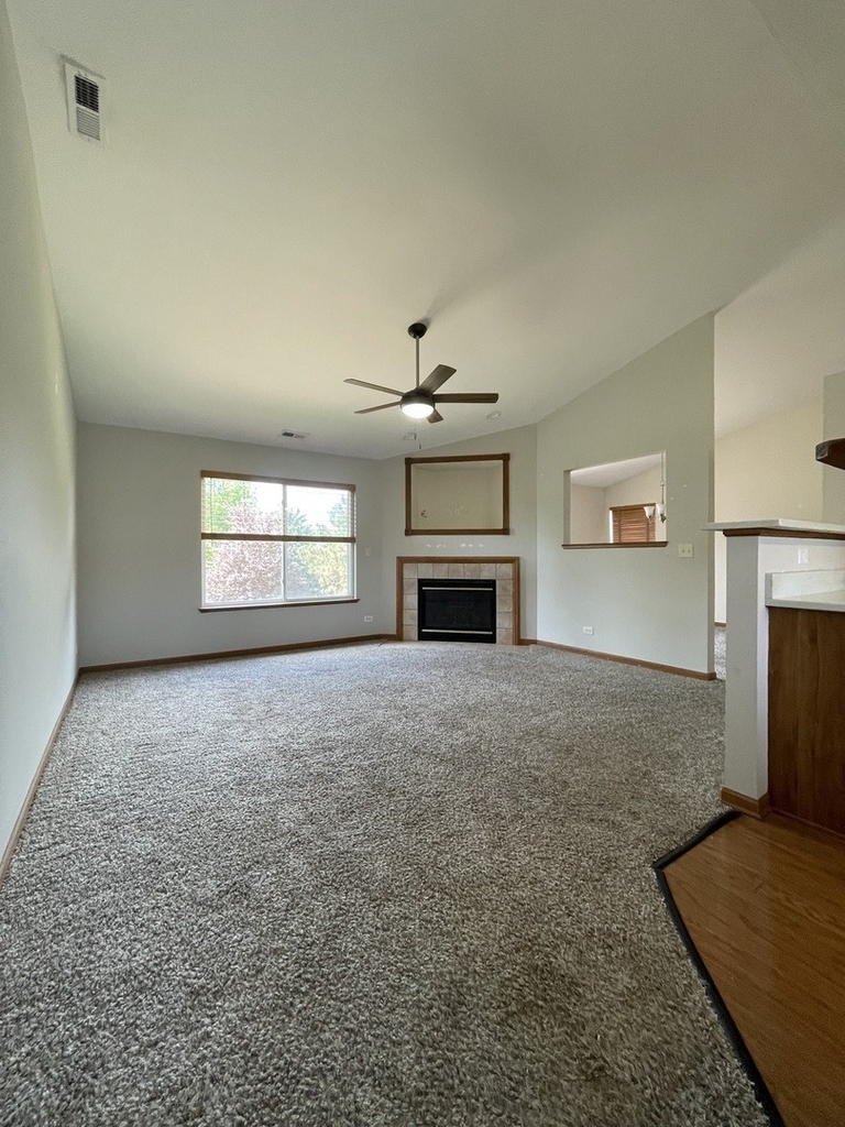 3609 Roanoke Avenue - Photo 3