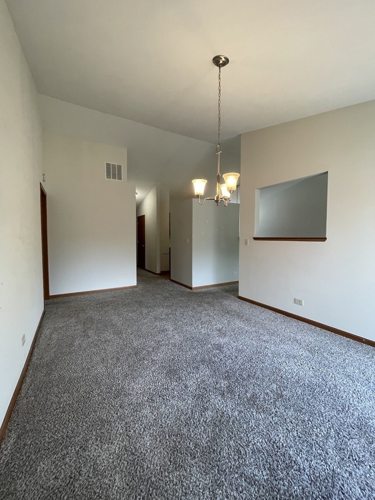 3609 Roanoke Avenue - Photo 9