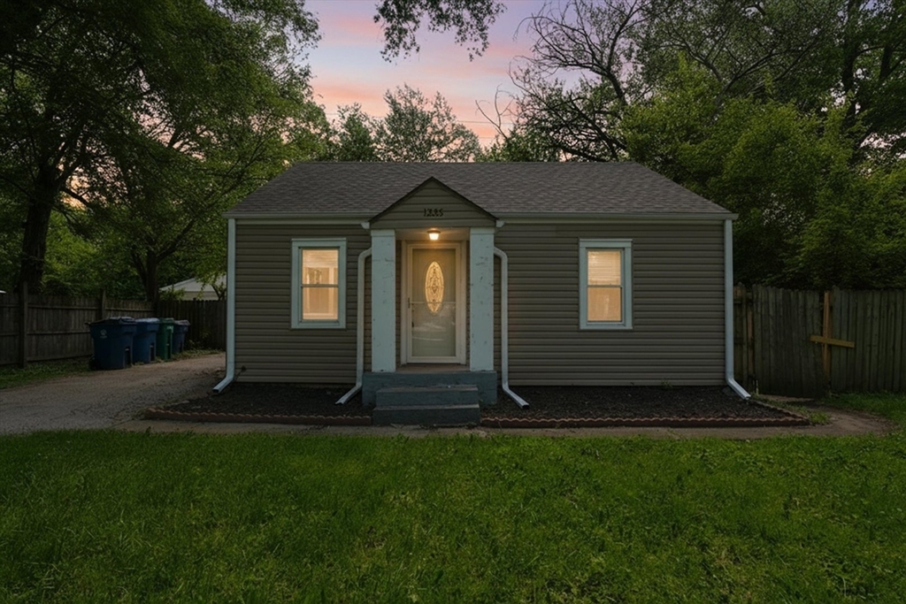 1235 River Drive - Photo 26