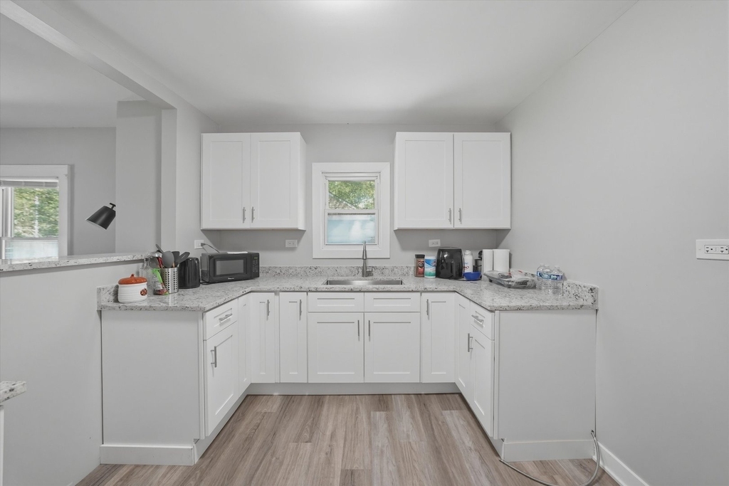 1235 River Drive - Photo 5