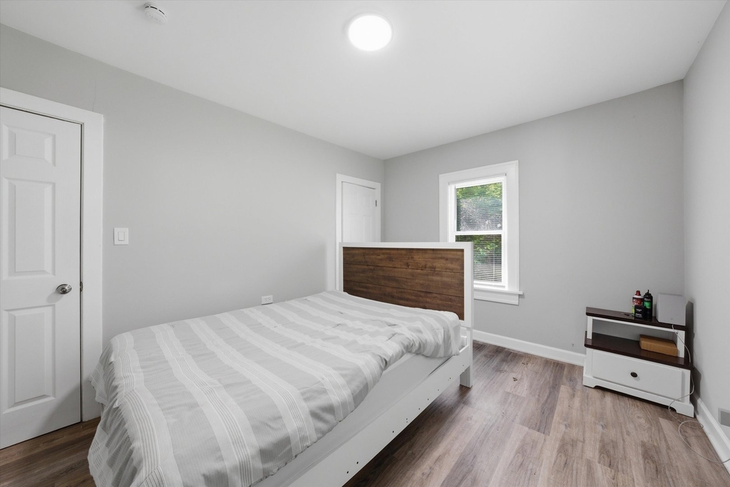 1235 River Drive - Photo 9