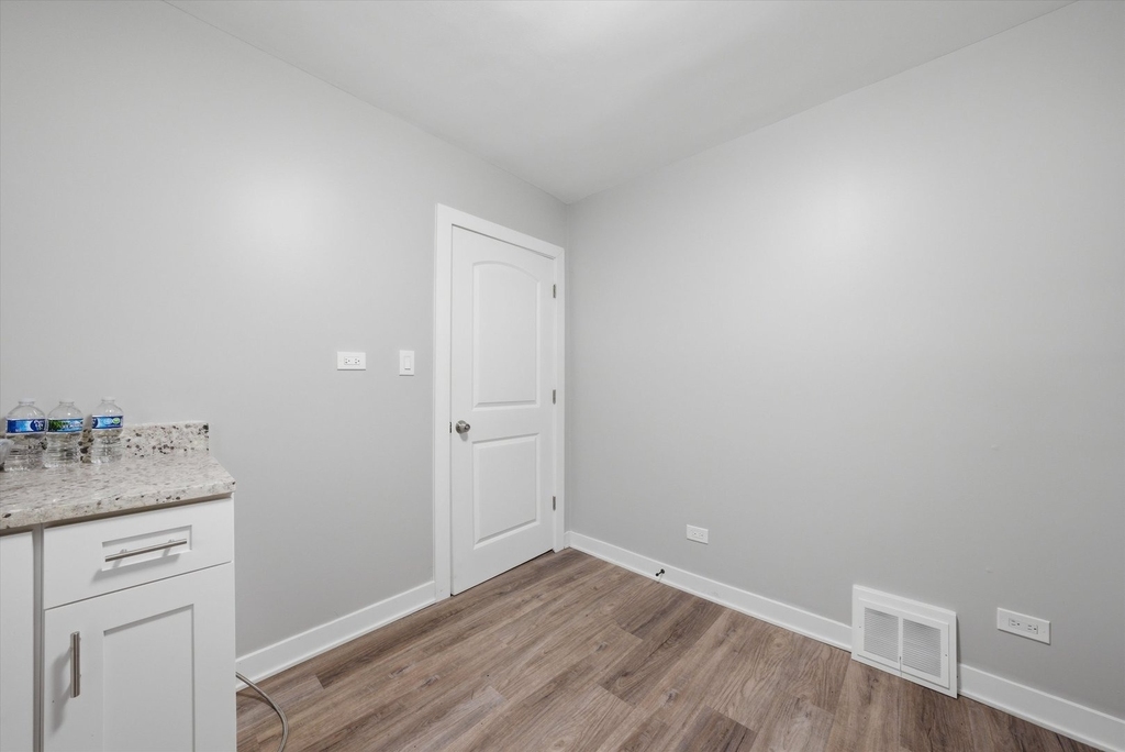 1235 River Drive - Photo 12