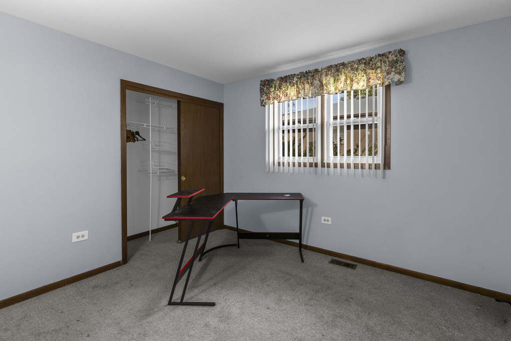 7736 W 157th Place - Photo 10