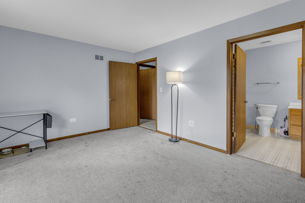 7736 W 157th Place - Photo 16
