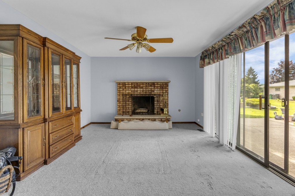 7736 W 157th Place - Photo 2