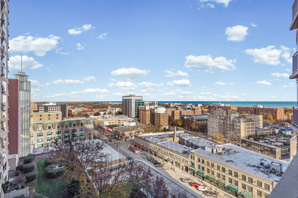 807 Davis Street - Photo 13