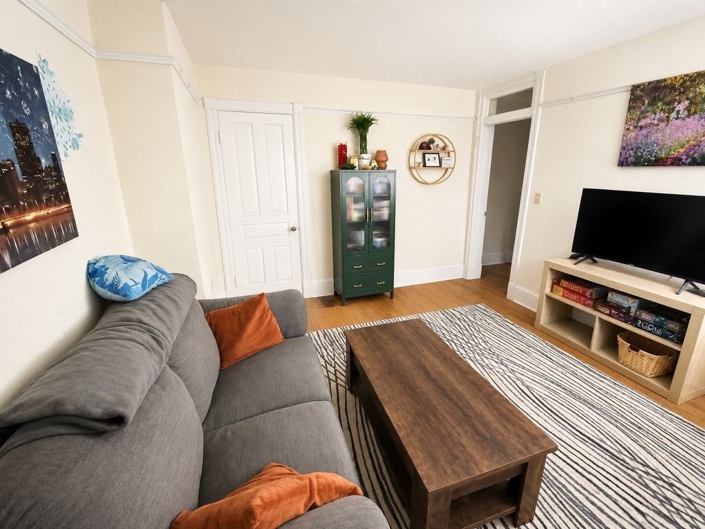 519 Hamilton Street - Photo 3