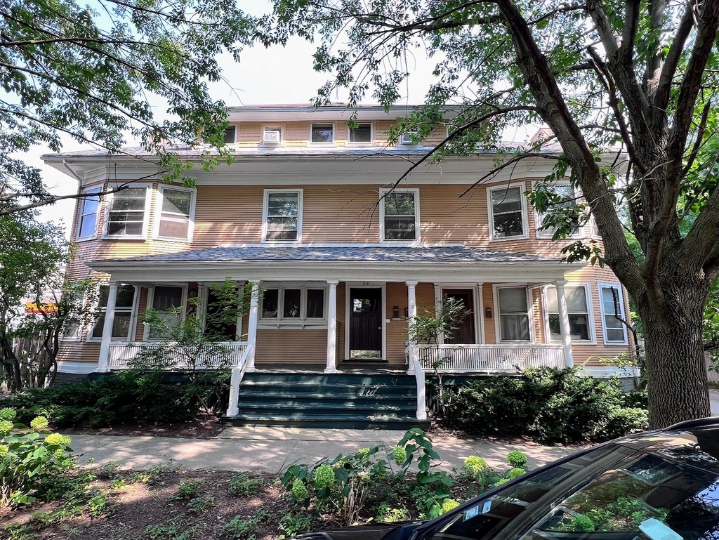 519 Hamilton Street - Photo 0
