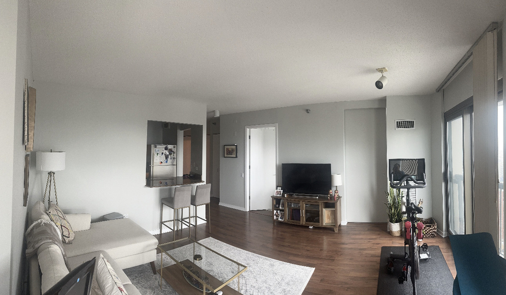 400 N La Salle Drive - Photo 1