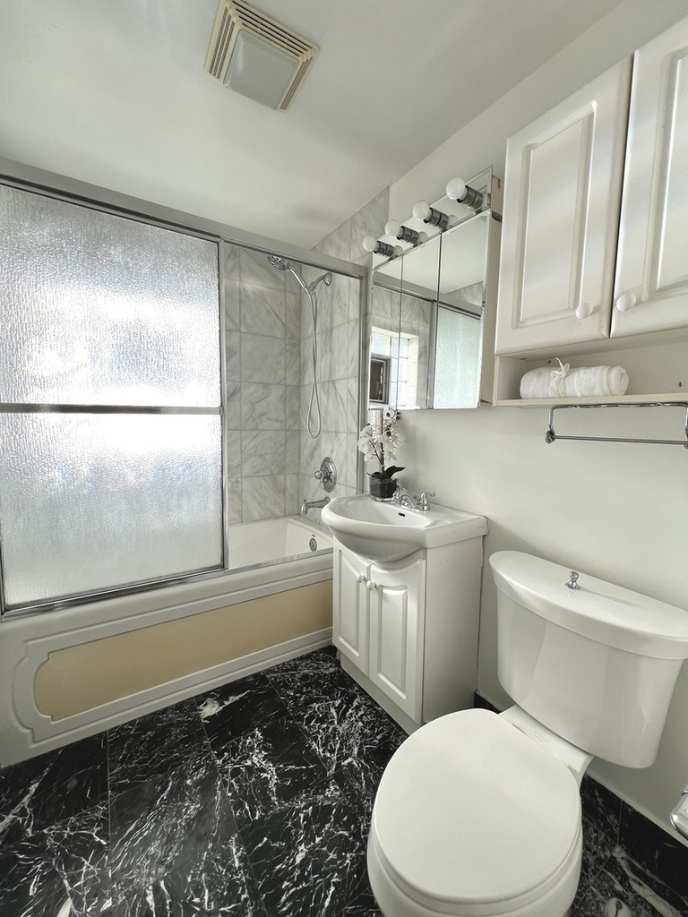 916 N Boxwood Drive - Photo 10