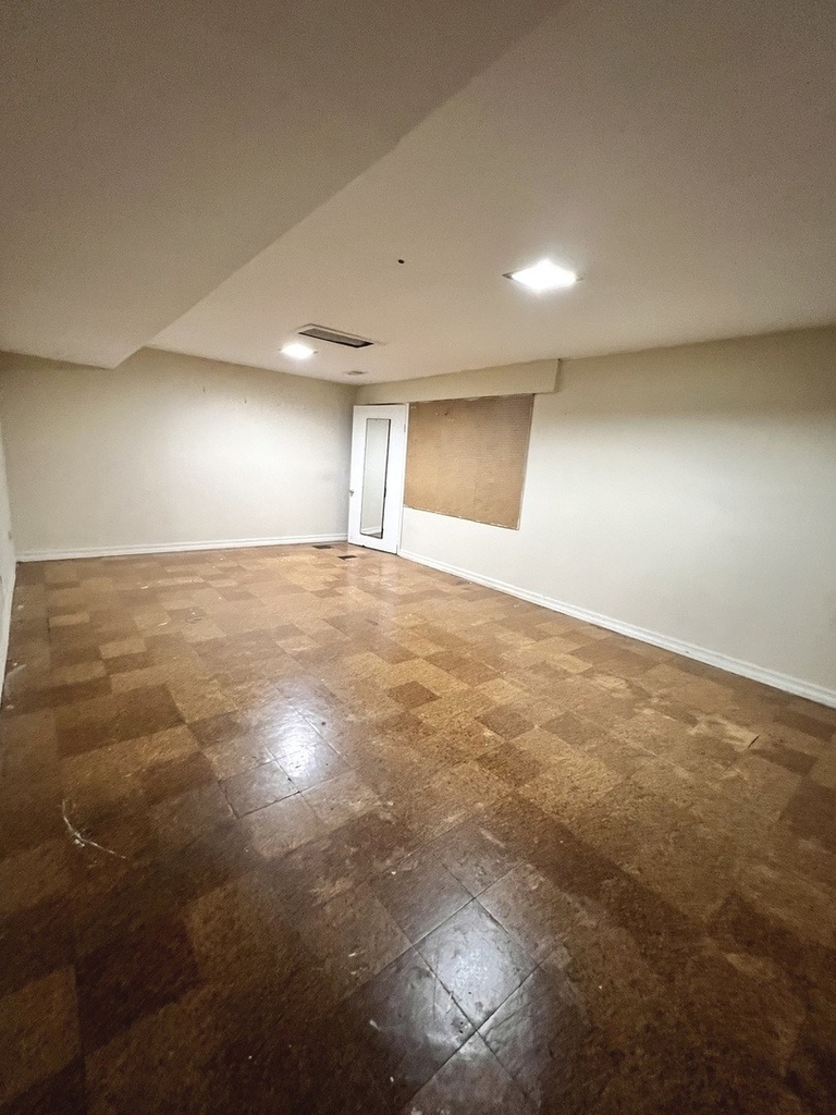 916 N Boxwood Drive - Photo 11