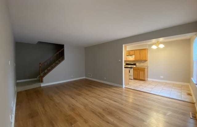 132 Brookwood Court - Photo 3