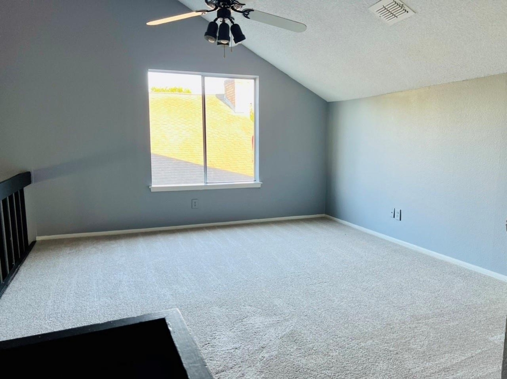 7627 Candlegreen Lane - Photo 33