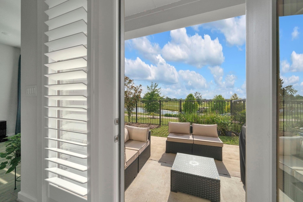 16531 Lake Austin Street - Photo 9