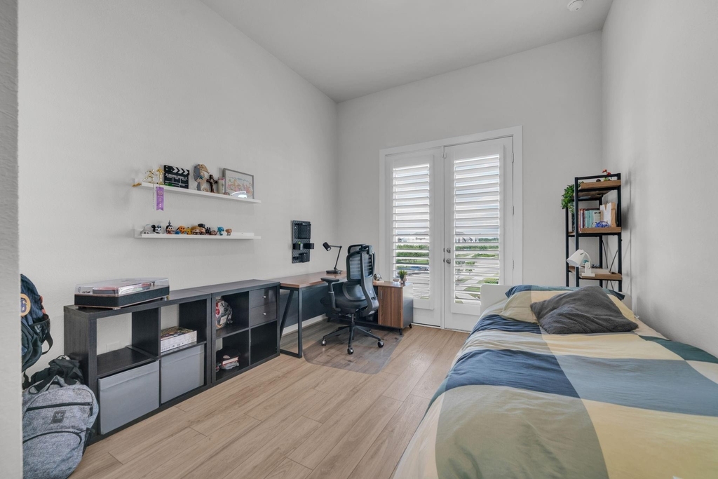 16531 Lake Austin Street - Photo 13