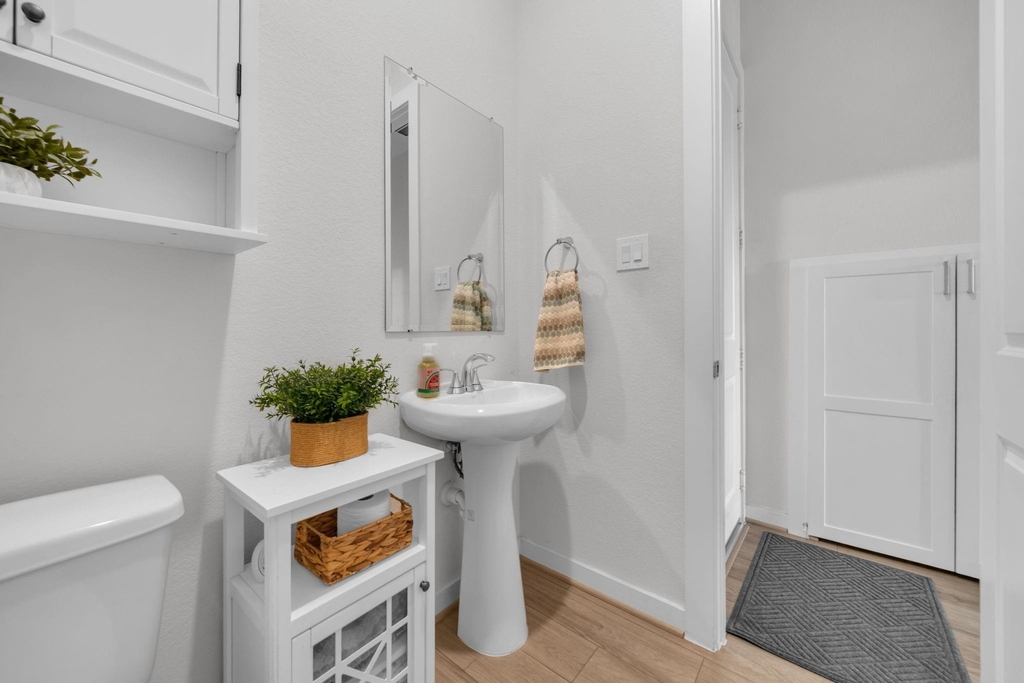 16531 Lake Austin Street - Photo 10