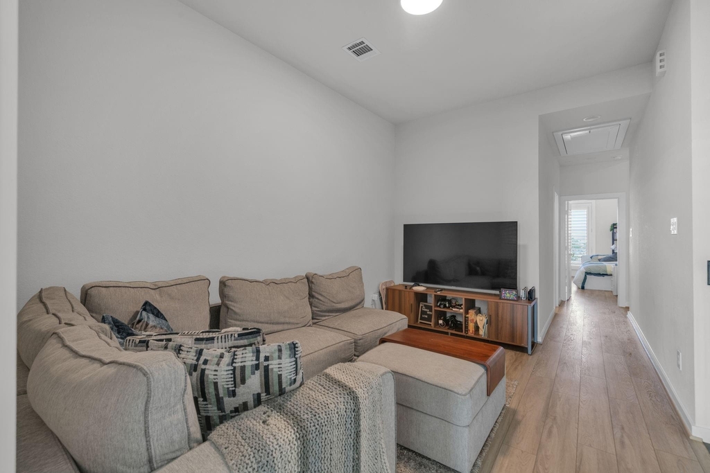 16531 Lake Austin Street - Photo 20
